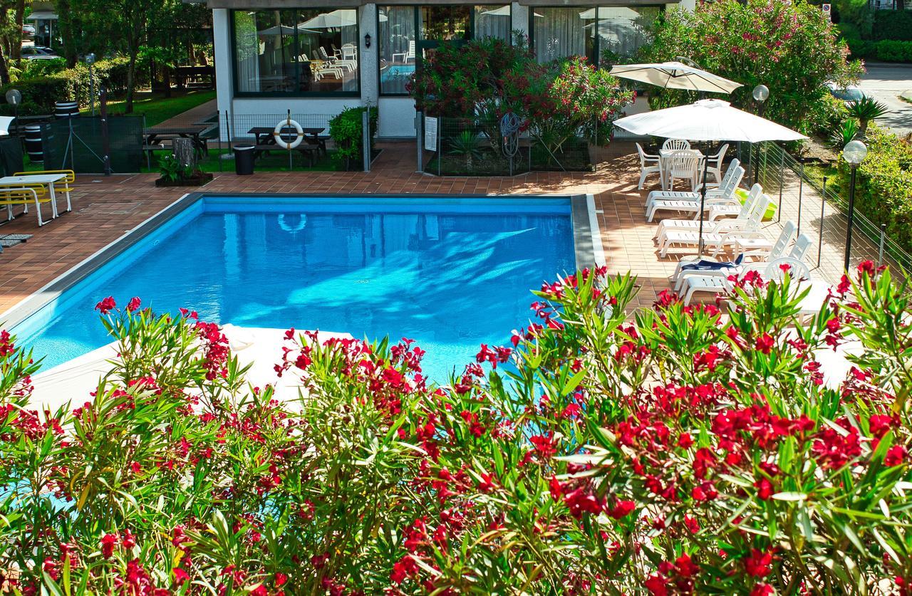 Eden Hotel 3*