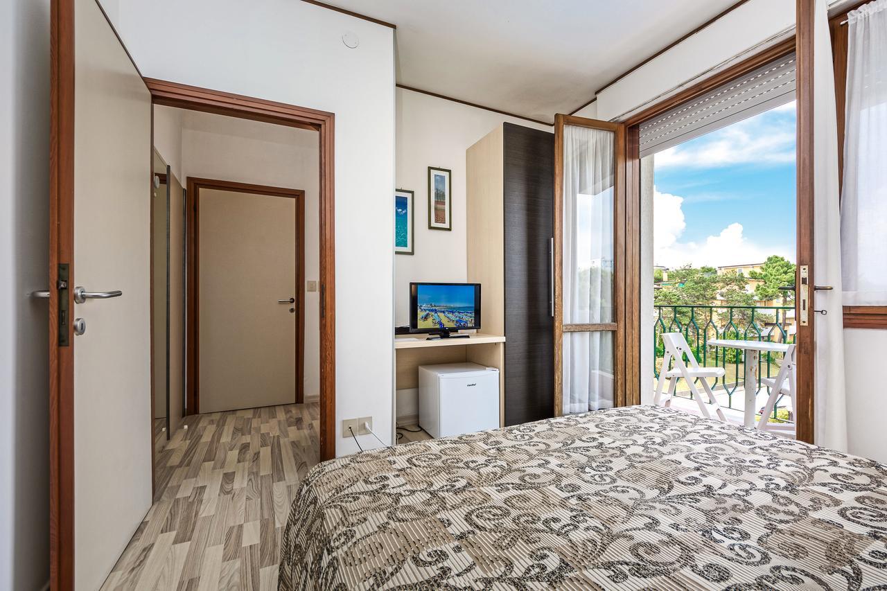 Eden Hotel 3*